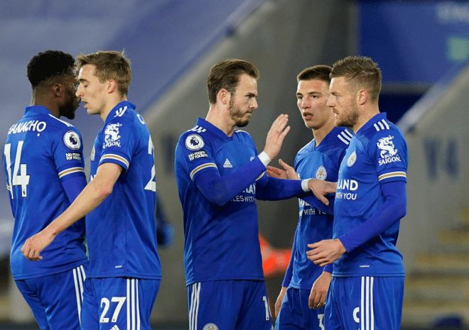 关于比利亚雷亚尔迎NBA季后赛关键赛，转会期战术微调，信心回归，医务组通报恢复的信息-爱游戏平台